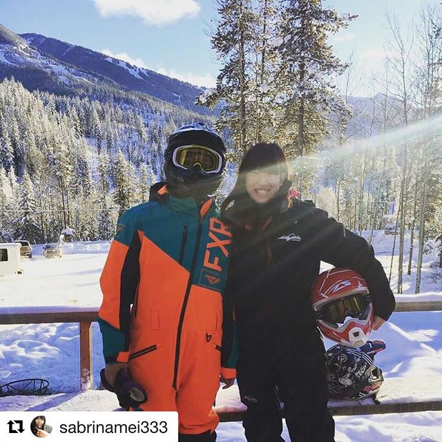Instagram Repost from @sabrinamei333 ・・・
#❄ #snowmobiling #tobycreekadventures