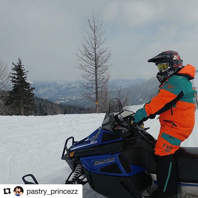 Repost from @pastry_princezz ・・・
I am in love with my vacay....lol
#tobycreekadventures #snowmobile #snow
