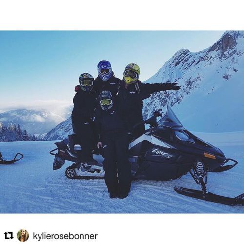 Guest Services Team at yah finest ????????????#purecanada #panorama #snowmobiling  …