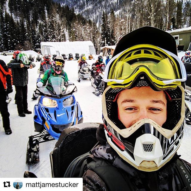 #Repost from @mattjamestucker
・・・
Insanely fun today ripping around on these bad boys #snowmobile #tobycreekadventures