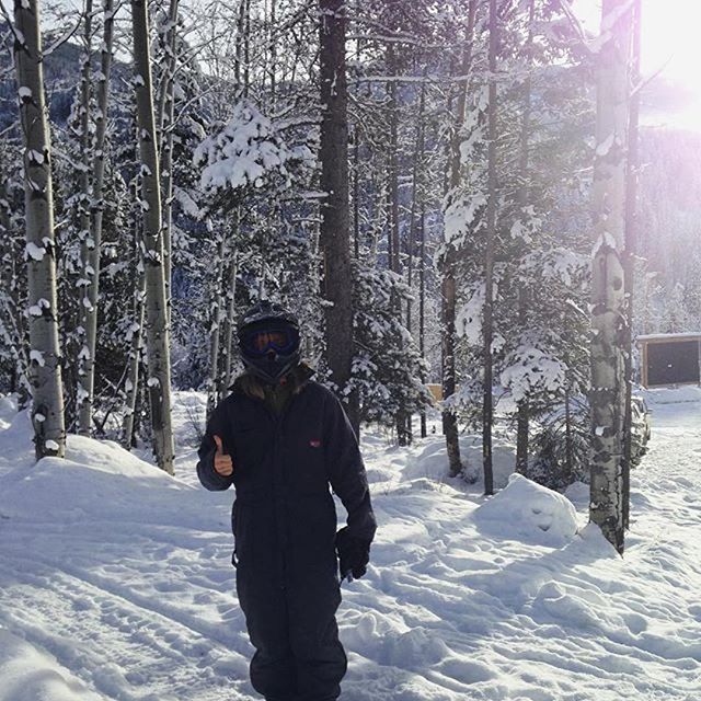 #Repost from @jenmatichuk ・・・
i ❤️ one piece snow suits. and being in the mountains.
