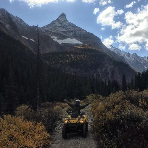 #October is a spectacular month in the mountains. Fresh #snow …