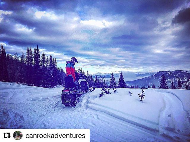 Repost: @canrockadventures
・・・
Enjoying the day with our friends at @tobycreekadv !
❄️❄️❄️❄️❄️❄️
.
.
.
.
.
#tobycreekadventures #canadian #rockies #adventure #centre #canrock #explore #adventureawaits #britishcolumbia #skidoo #sled #snowmobiling #snowmobile #panorama #tobycreek #mountains #rockymountains #canadianrockies #playtime