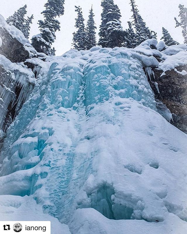 #Repost @ianong ・・・
The Smith Falls - Toby Creek Adventures
@tobycreekadv 
#tobycreekadventures #smithfalls #frozenwaterfalls #beautifulbc #canada #bc #winteradventures #getoutside #itsfreezing #winter