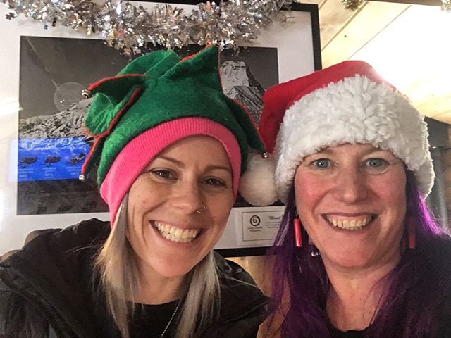 #Santa and her elf were busy in the office today, greeting guests and making #Christmas wishes come true!  Merry Christmas from the #TobyCreekAdventures team????????