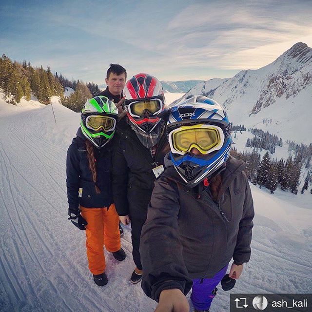 Repost from @ash_kali Beauty of a morning sledding into the clouds ????????
.
.
.
#skidoo #winter #canada #bc #adventure #goodtimes #winter2018 #likeforlike #followforfollow