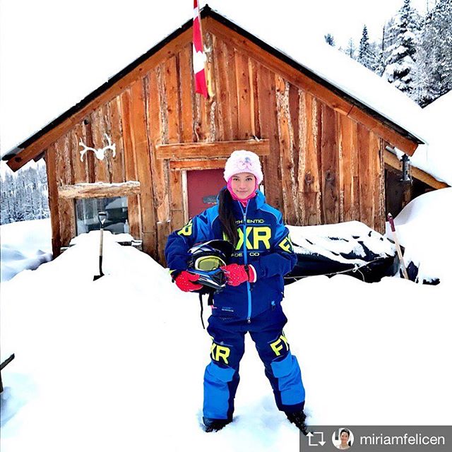 Repost from @miriamfelicen  #snowmobile #mountains #cabin