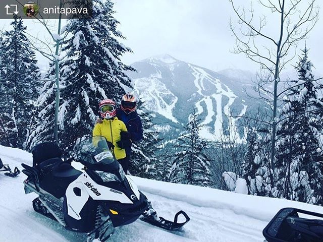 Repost from @anitapava Today’s views were a little hard to take! ???? An awesome day of tracks, trails and playing in a bowl. Big thanks to Toby Creek Adventures ???? #snowmobile #powder #tobycreekadventures #panorama #holidays