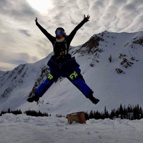 Repost from @shibuiholman  Jump Jump.. #skimaxholidays #lovecanada #tobycreekadventures #FXR …
