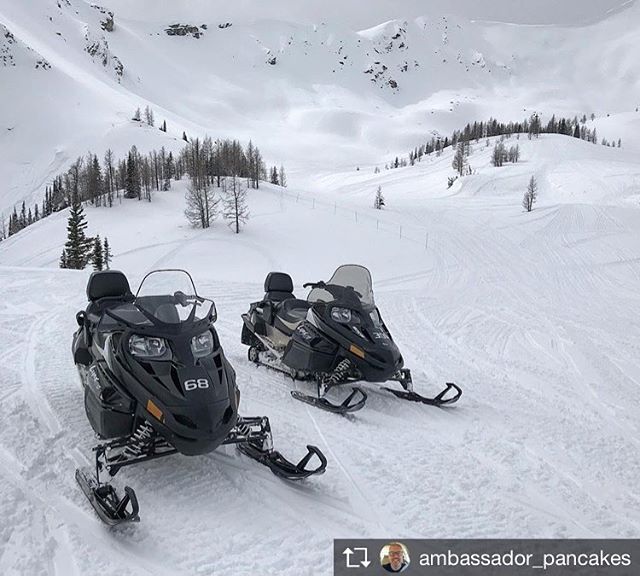 Repost from @ambassador_pancakes  Awesome day snowmobiling in The Bowl!  #tobycreekadventures #snowmobiling #snow #winter #canada #purcellmountains #bc #britishcolumbia #winterfun
