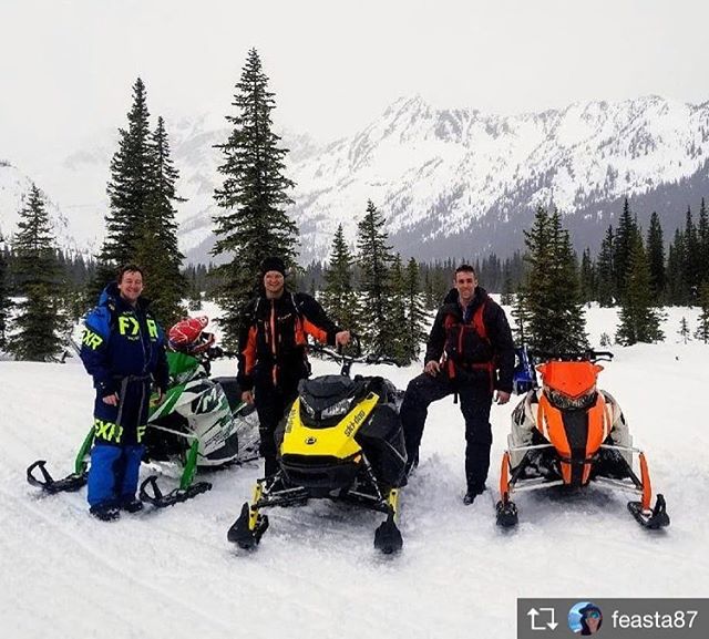 Repost from @feasta87  POWder X tour for your birthday.. not a bad present I'd say!! Thanks for showing him an epic time Mark ???? @tobycreekadv #snowmobiletours #tobycreekadventures #panoramabc