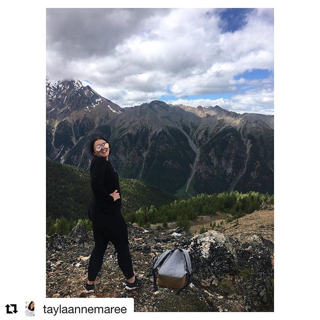 #Repost from @taylaannemaree ・・・
Hey guys just me again with another scenery pic. At least you can see my face in this one ???? #purecanada #tobycreekadventures