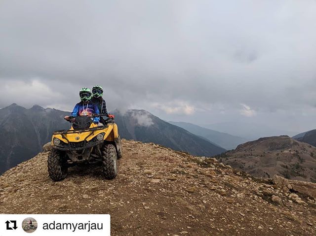 On top of the world at Paradise Ridge
.
.
#Repost from @adamyarjau ・・・
Went for an awesome atv tour today! Climbed a mountain to the 8000ft summit, gorgeous views along the way. Well paced too not painfully slow, lucky we had a good group of people who were down to ride and that the smoke cleared up! #tobycreekadventures #panorama #atv #canam #britishcolumbia