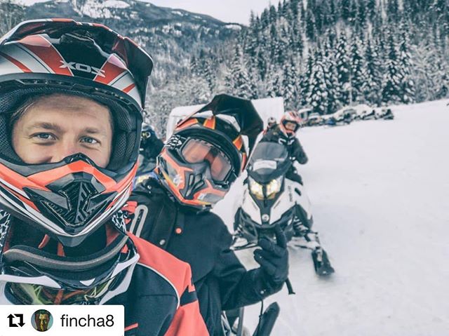 #Repost from @fincha8 ・・・
What an amazing day in British Columbia ????

#canada #bc #britishcolumbia #mountains #travel #snowmobile #winterfun #family #banffroadtrip #roadtrip #camperlife #tobycreekadventures