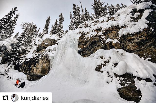 #Repost from @kunjdiaries
・・・
We have nothing to loose and a world to see...!!! #vscocam #imagesofcanada #tobycreekadventures #skidoo #frozenwaterfall