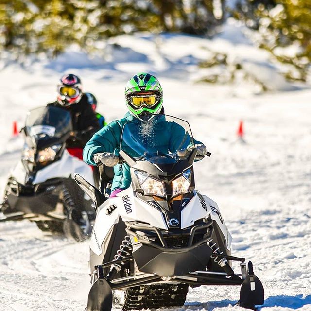 #Repost from @banffalpinephotography
・・・
Bluebird day today at Toby Creek Adventures! .
.
.
.
.
#TobyCreekAdventures #snowmobile #slednsnap #sled #sledding #snow