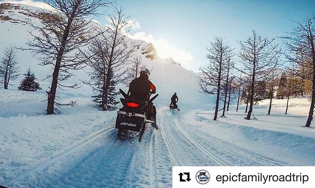 #Repost from @epicfamilyroadtrip
・・・
The last couple of weeks in the Kootenay mountains have been incredibly fun and invigorating. Whether it’s gliding high over the mountains on the parasail, racing through the deep powder on a snowboard at Panorama mountain or charging up the trails on a powerful snowmobile, talk about good family fun! 
Looking for great family activities to do with teens? Make sure you tune in to next weeks video Episode 90 coming to YouTube Sunday! /// #EPICFamilyRoadTrip #WorkPlayCare #TobyCreekAdventures #PanoramaMountainResort #PureCanada #Snowmobiling #GoPro